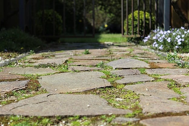 Nifty DIY Paving Projects For Every Garden | Garden Planning And Design | Practical Tips, Tricks, Ideas, And Guides