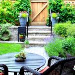 Small Townhouse Garden Patio Furniture | 13 Must Try Backyard Landscaping Ideas For Small Spaces | Featured