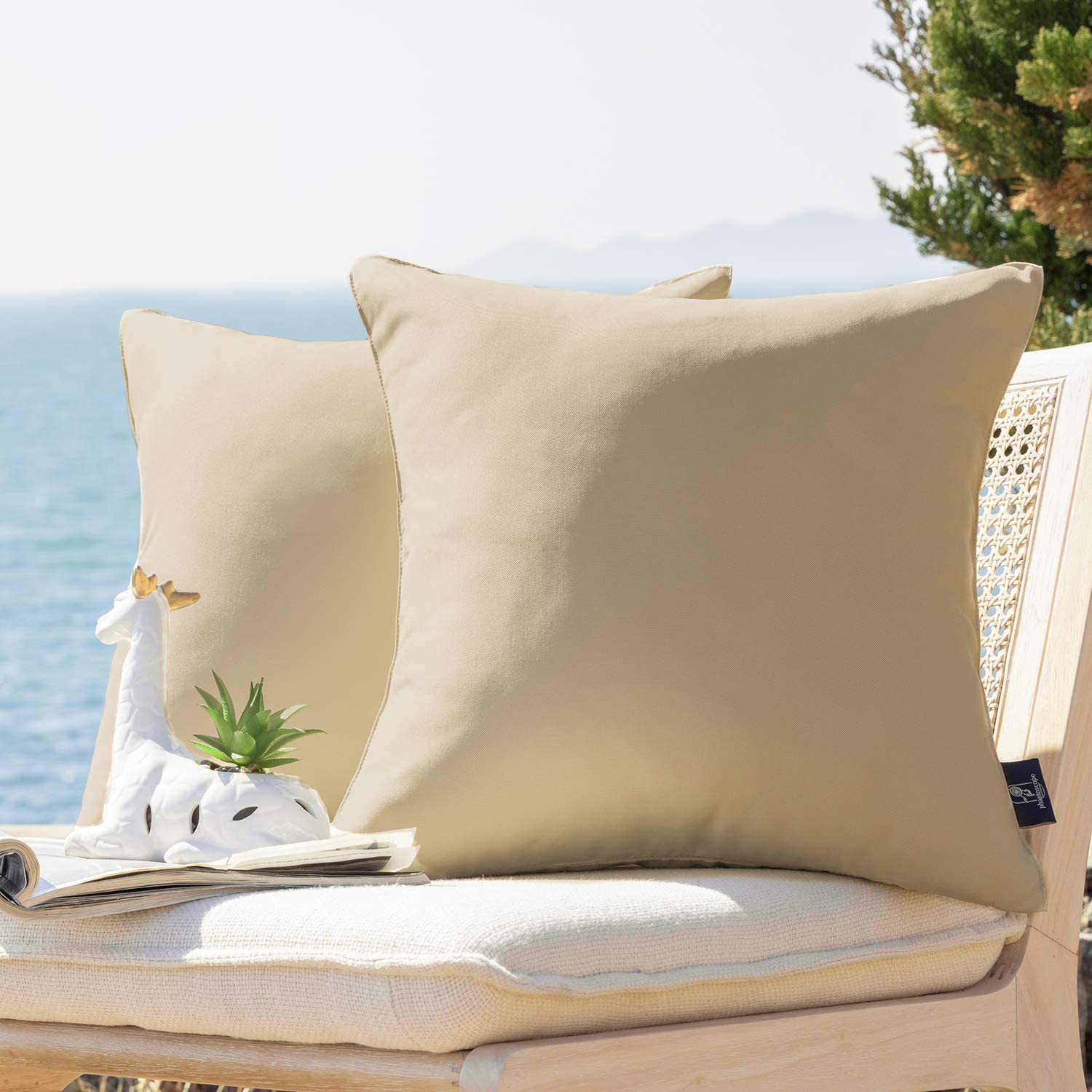 waterproof outdoor pillows