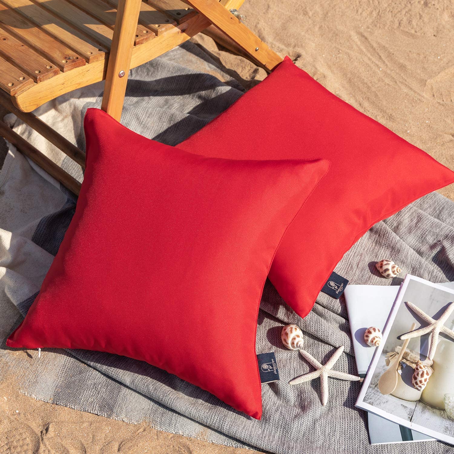 waterproof outdoor pillows