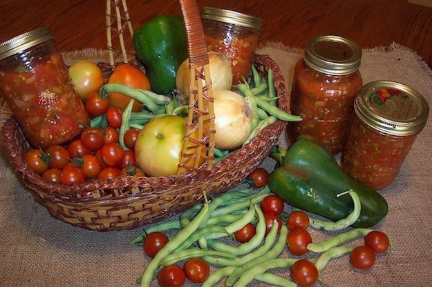 Canning Tomatoes | A Smart Idea To Keep Your Fresh Harvest Longer